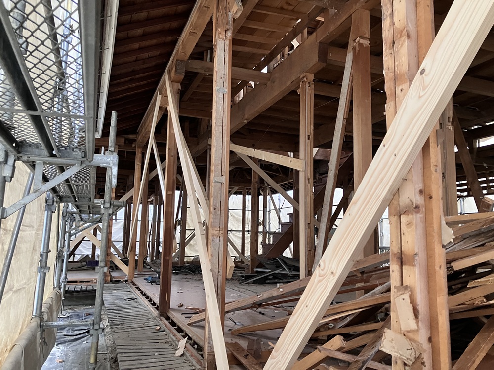 リノベーション工事の一部（基礎）をご紹介